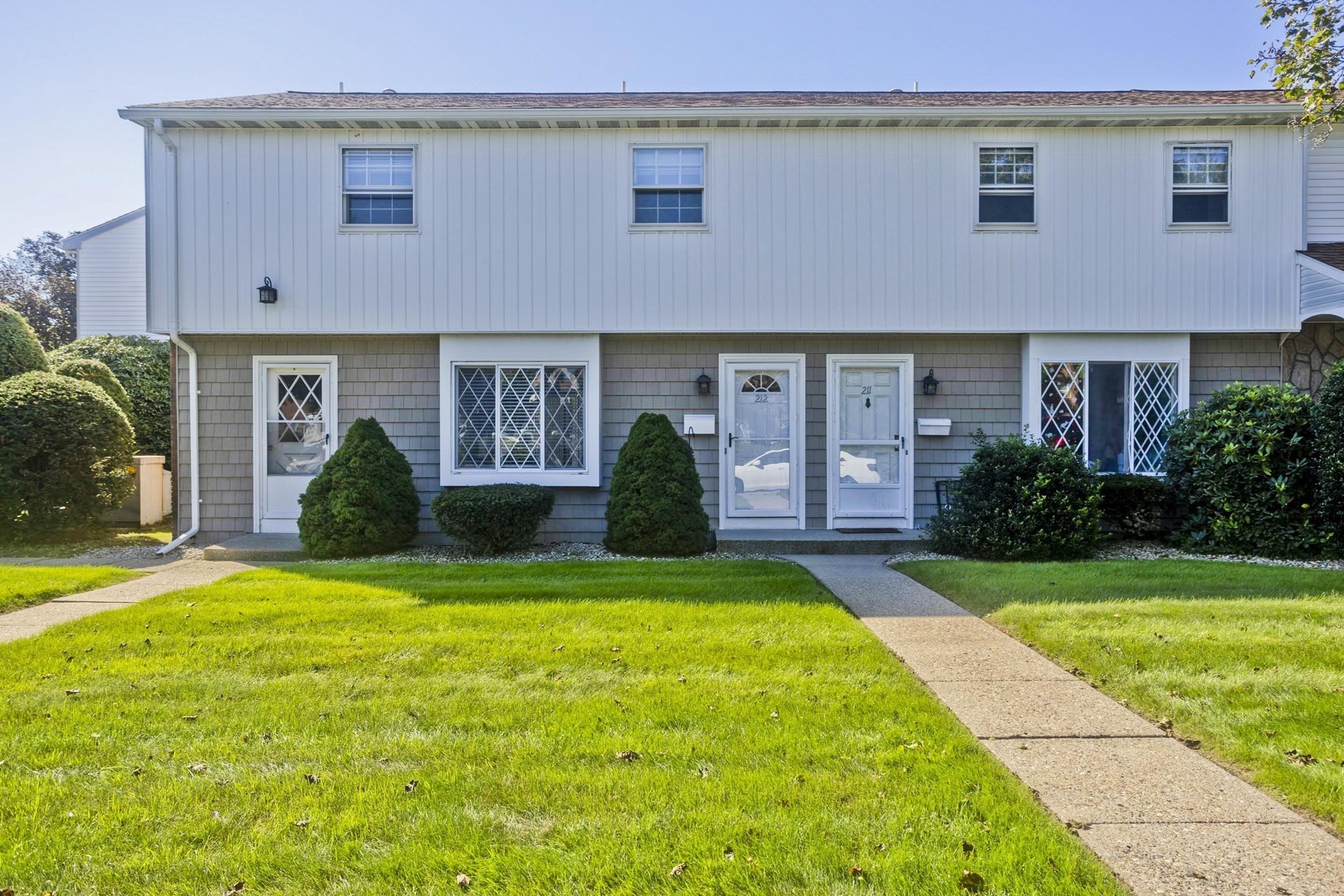 212 Blisswood Village Dr # 212 Property Photo 1