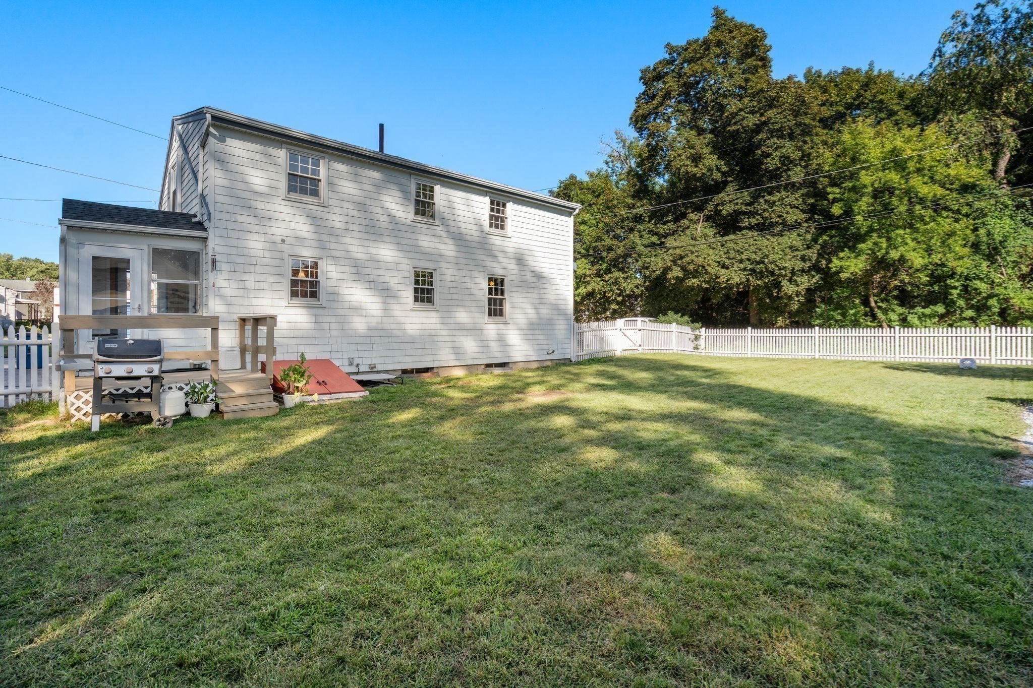 1 New York Ave Property Photo 24