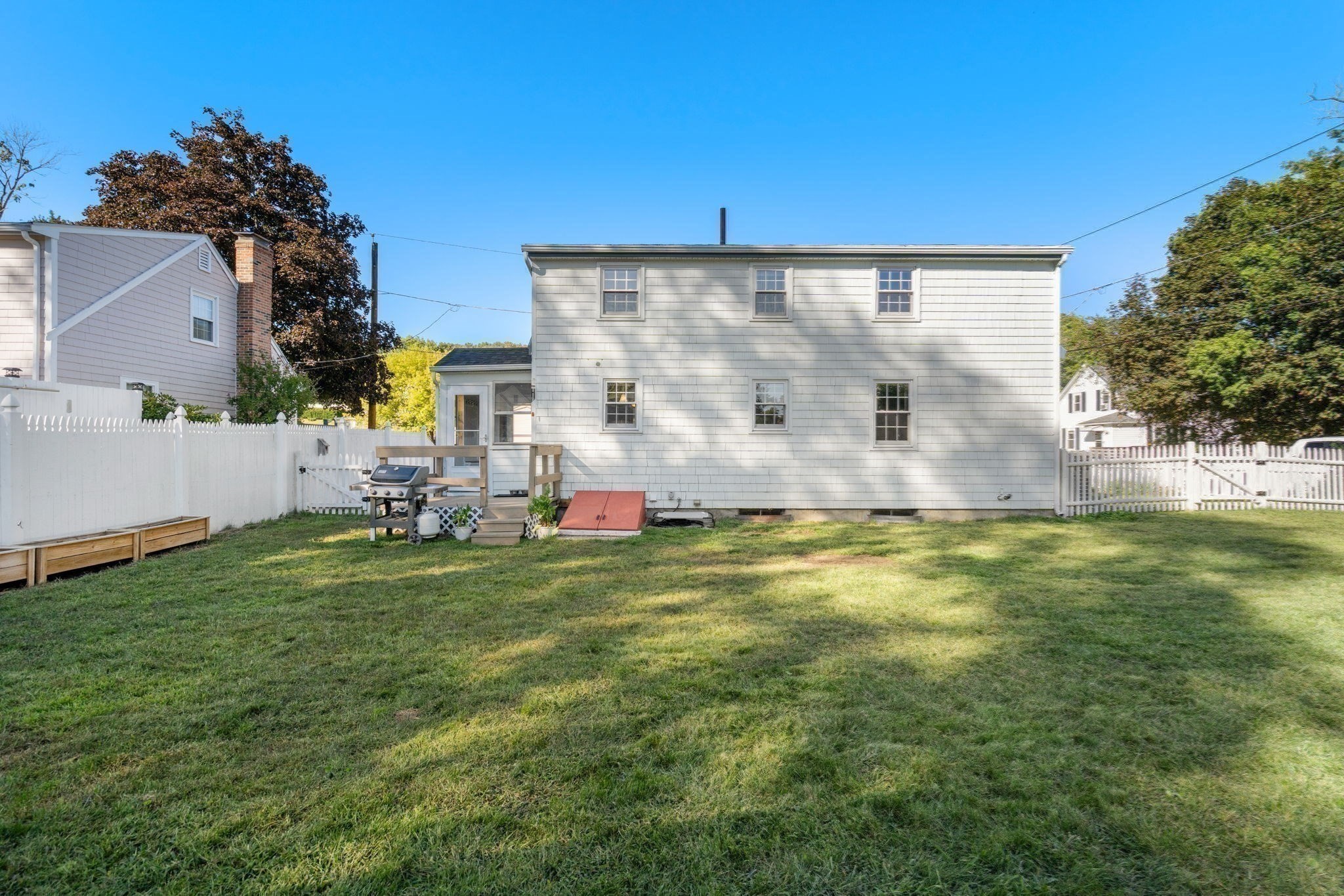 1 New York Ave Property Photo 32