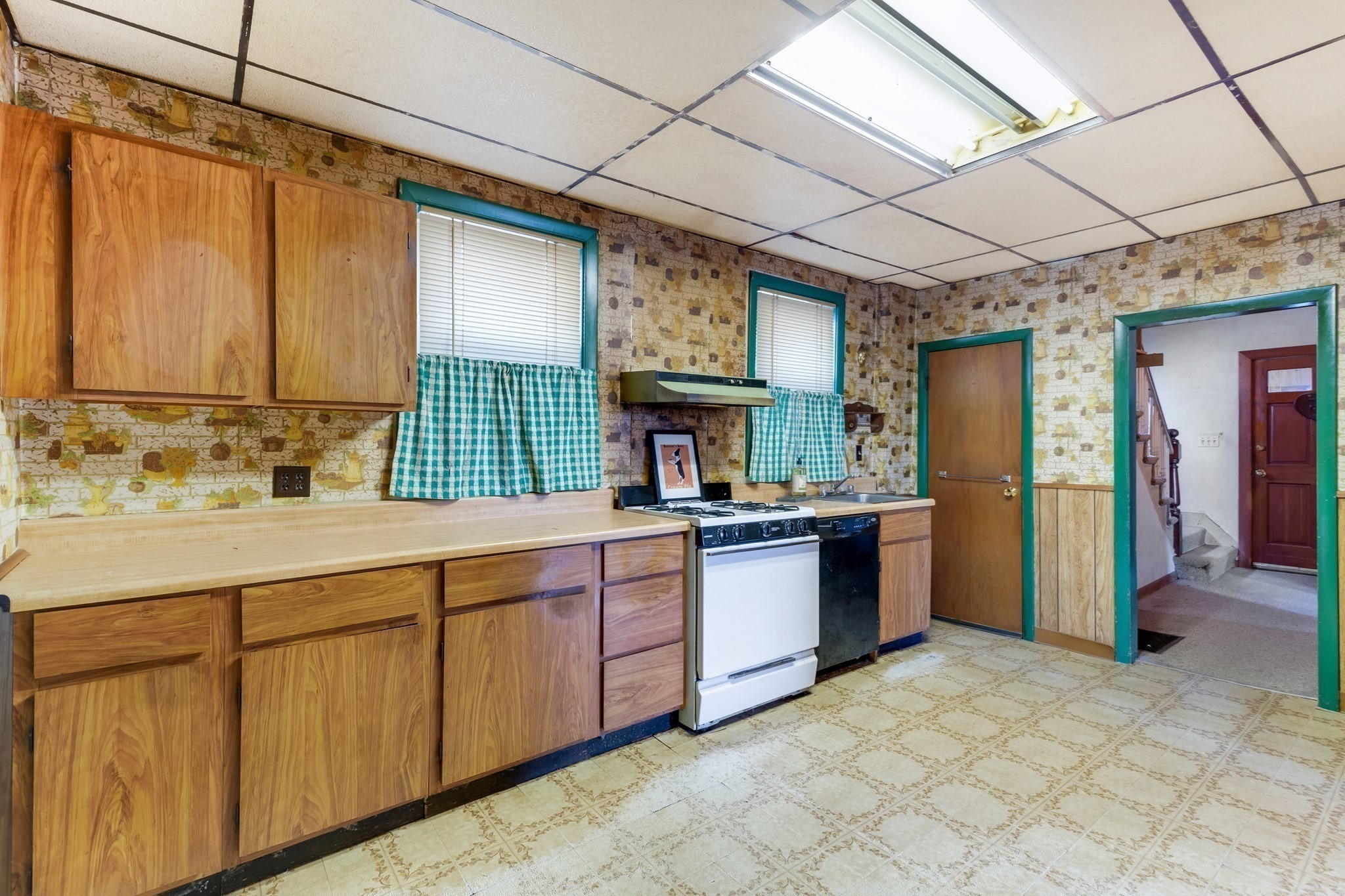 44 Sheridan Ave. Property Photo 4