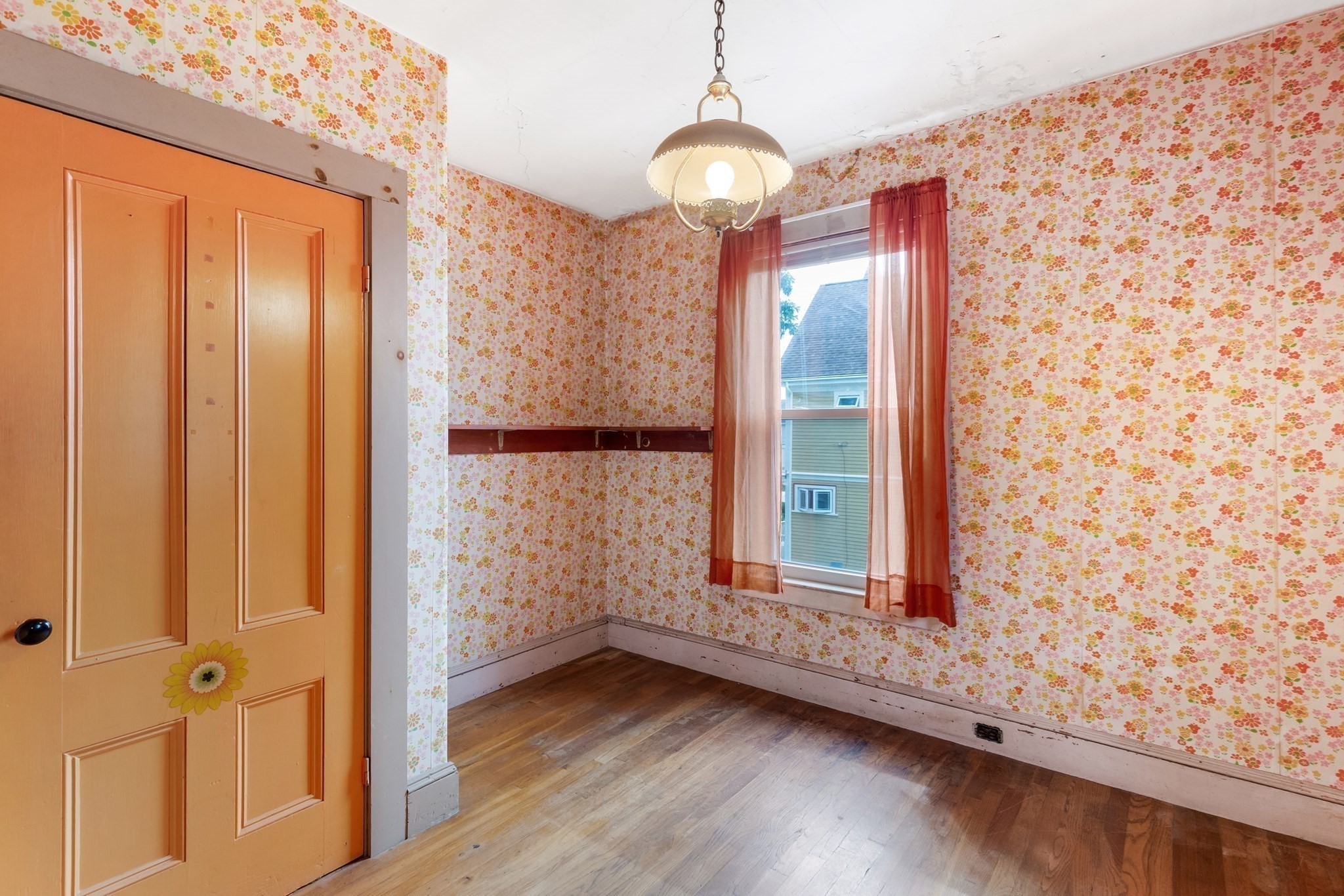 44 Sheridan Ave. Property Photo 16