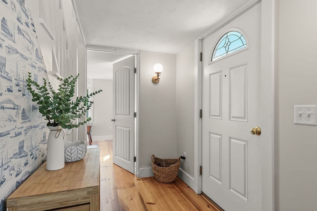 44 Exchange St Property Photo 5