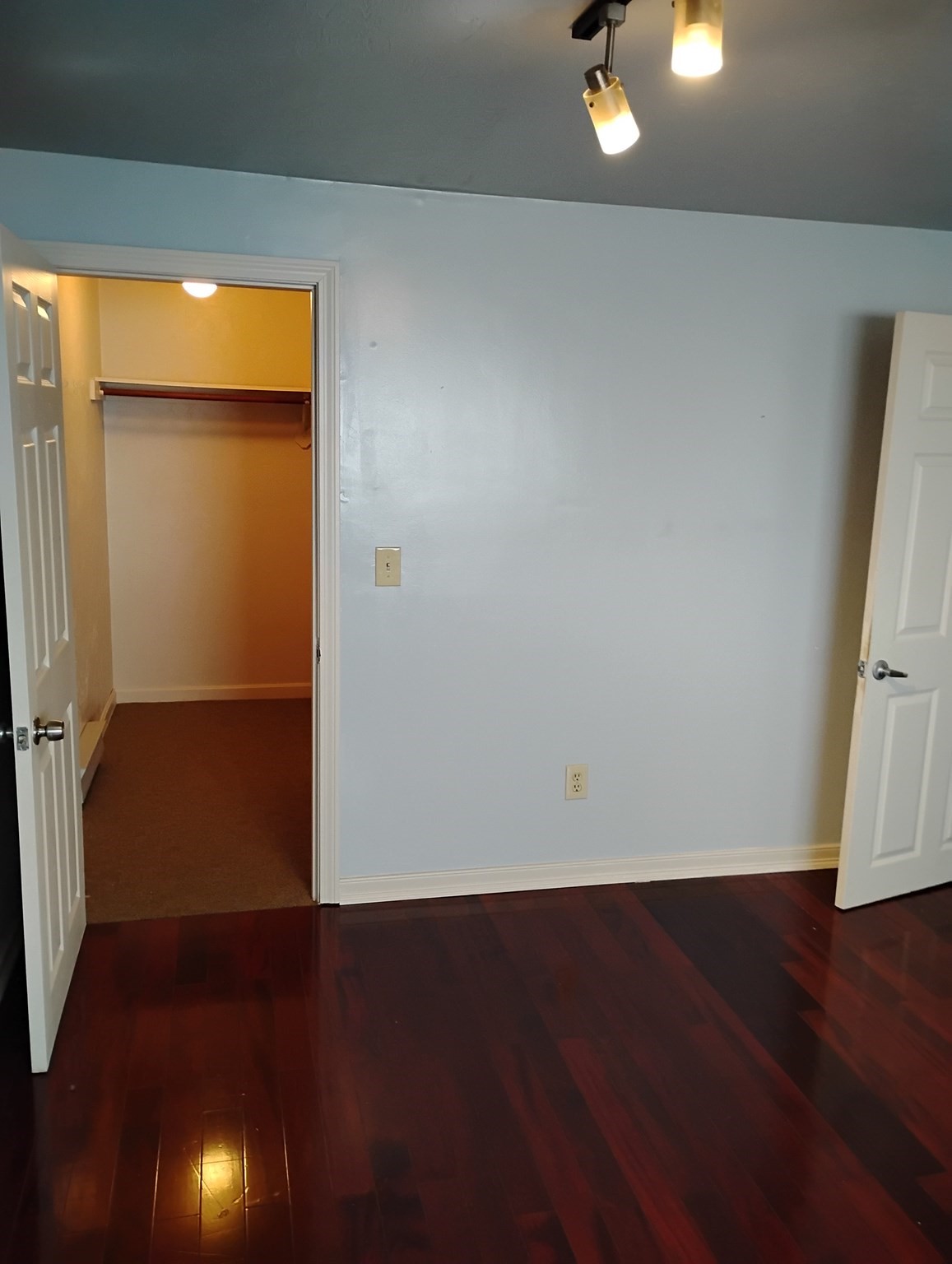 11 Hulbert Rd # 15 Property Photo 6