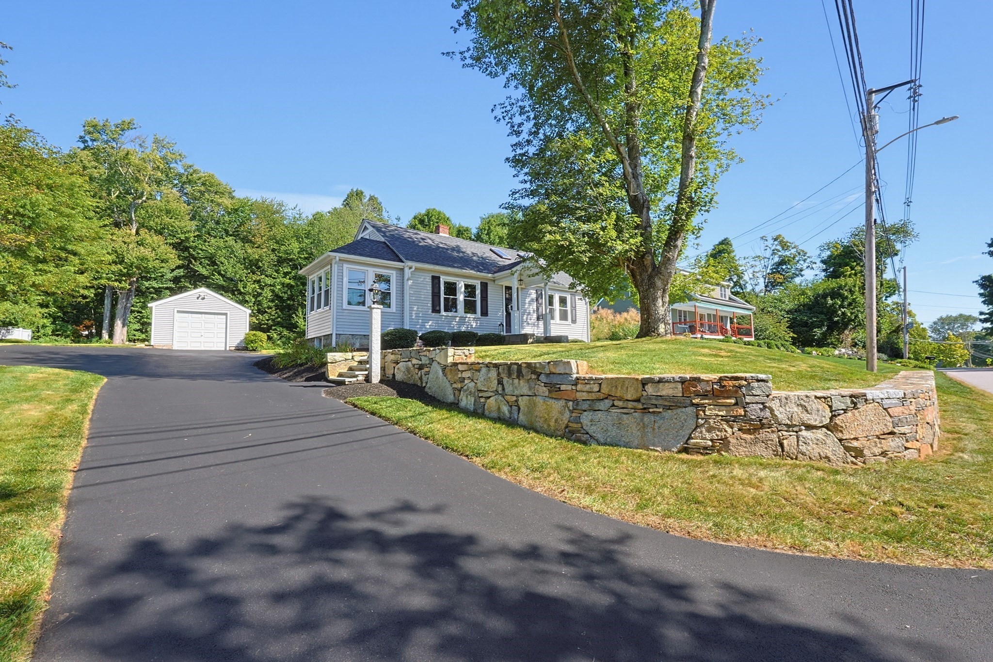 191 Whitins Rd Property Photo 2