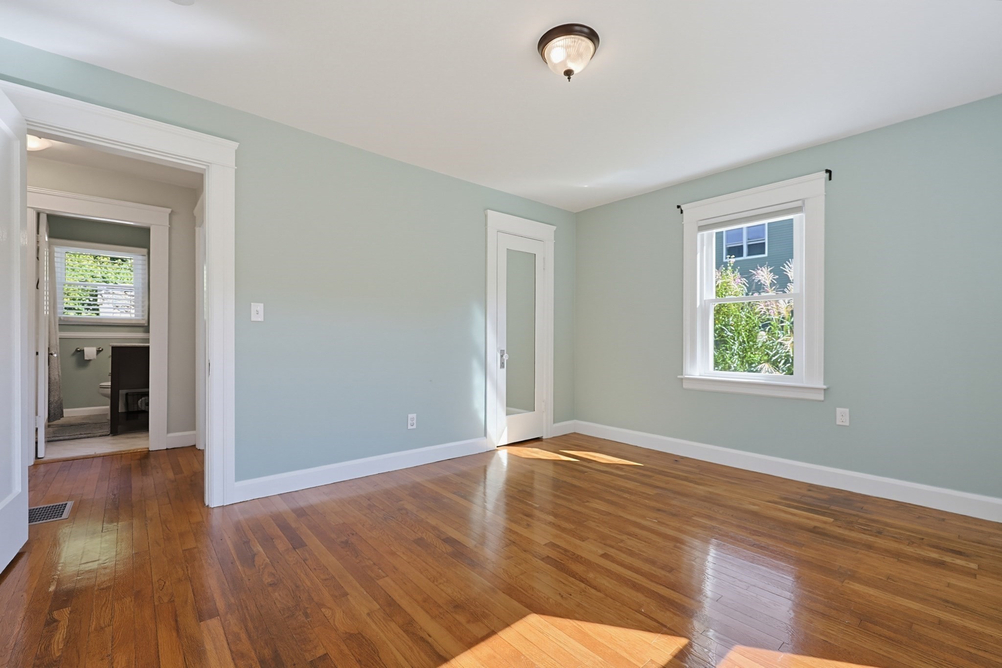 191 Whitins Rd Property Photo 14