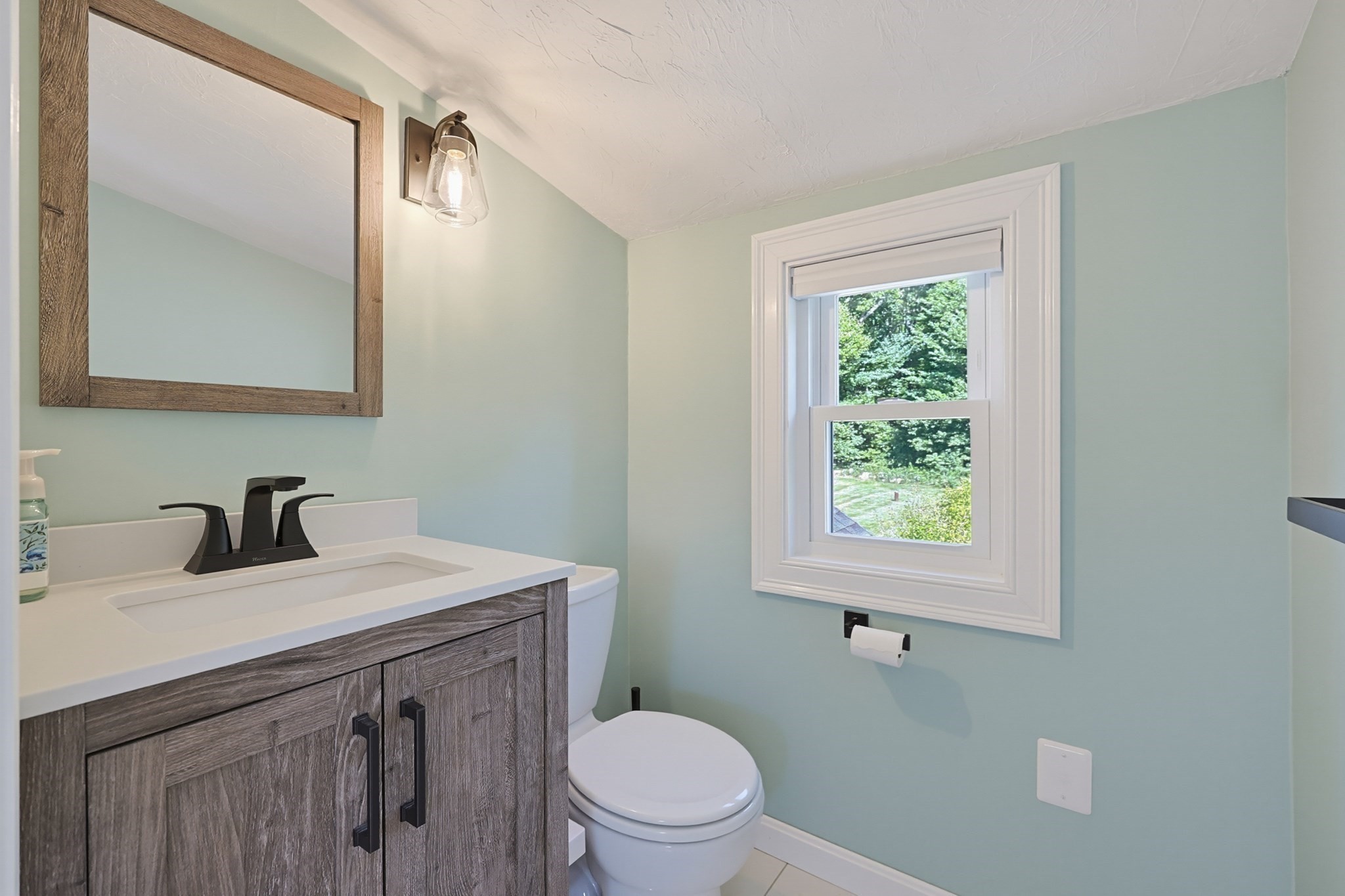 191 Whitins Rd Property Photo 25