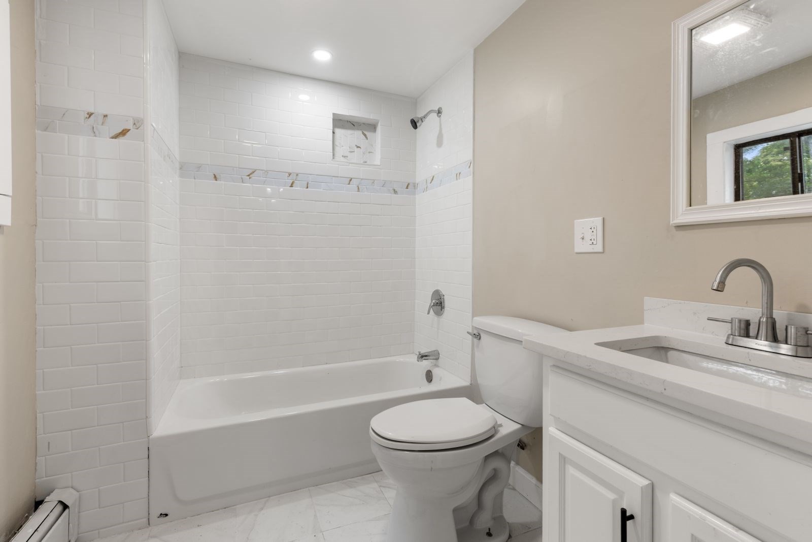 208 High St Property Photo 15