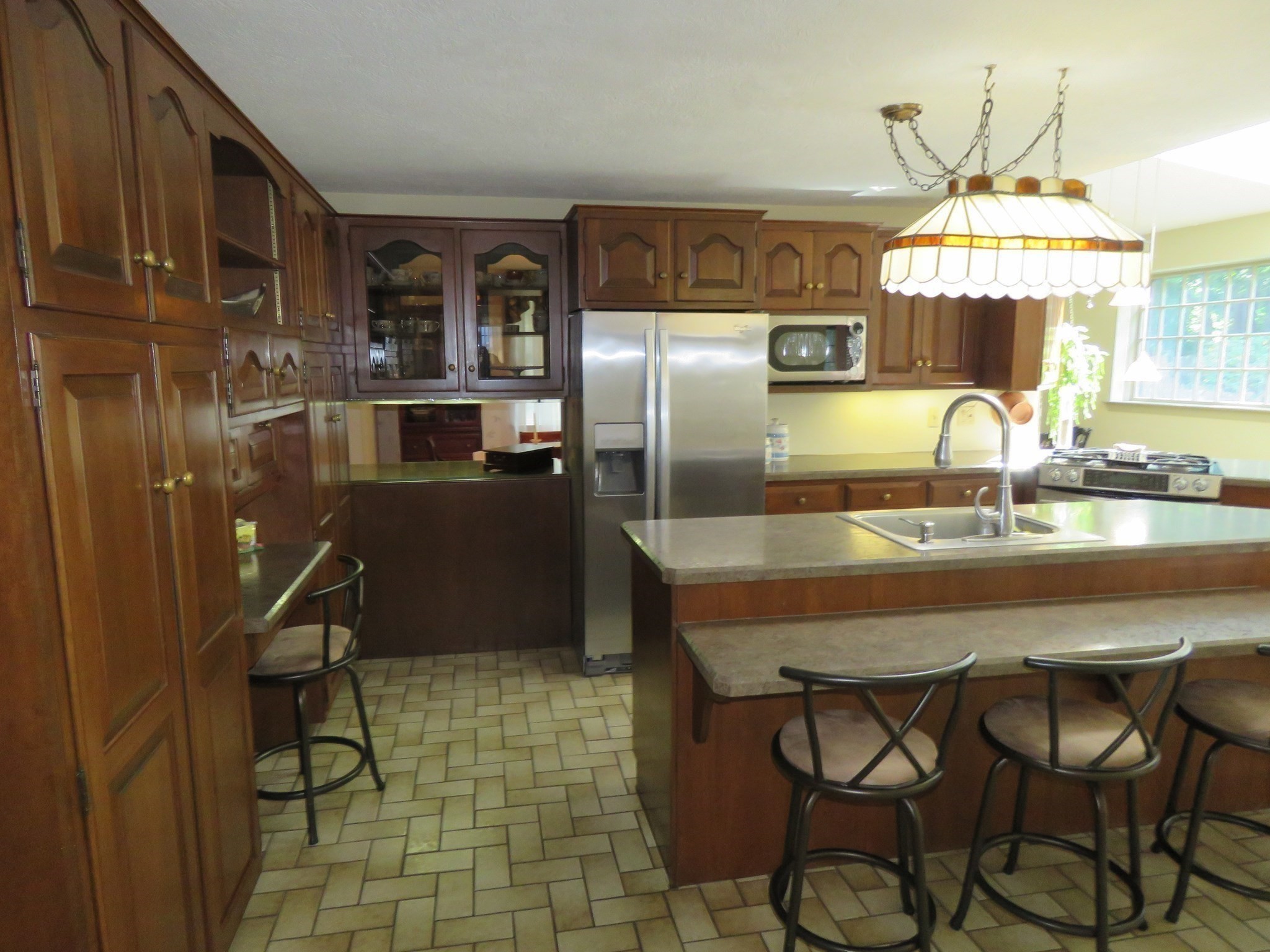 23 Donna Dr Property Photo 4