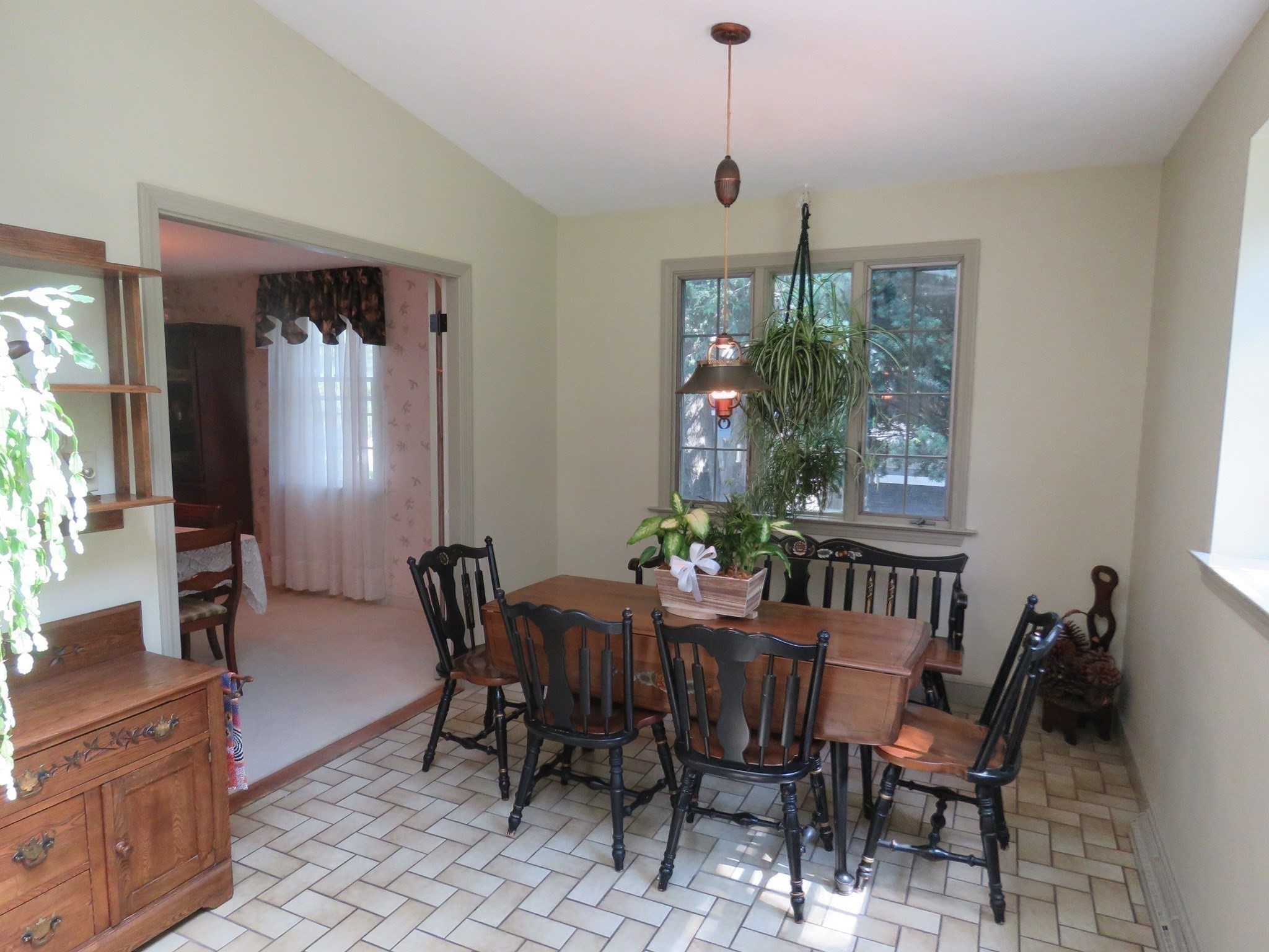 23 Donna Dr Property Photo 7