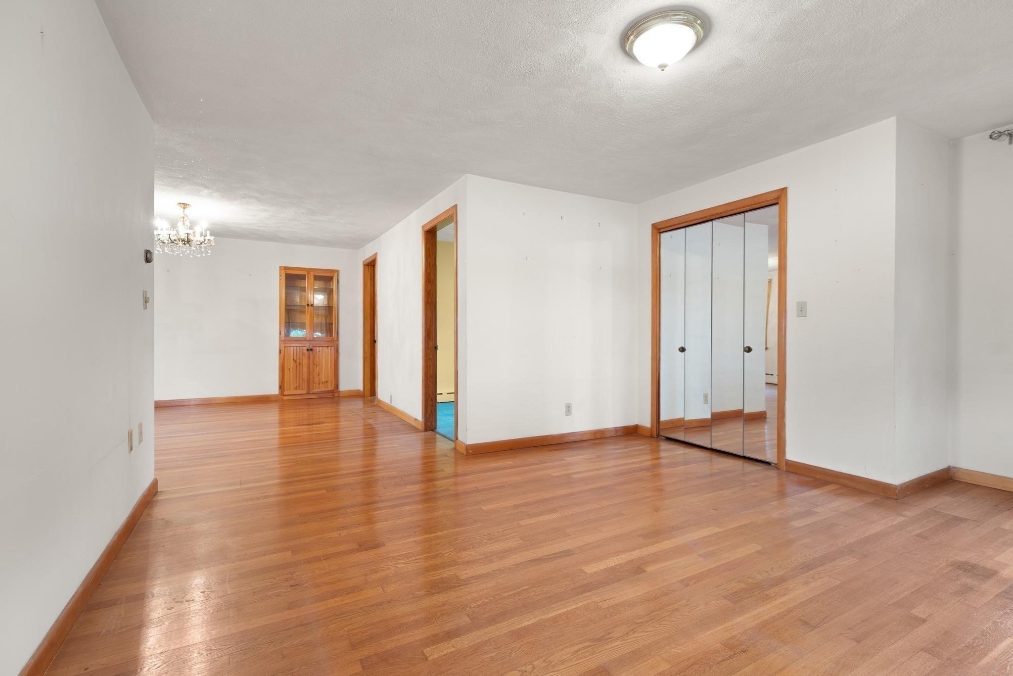 161 Park St Property Photo 5