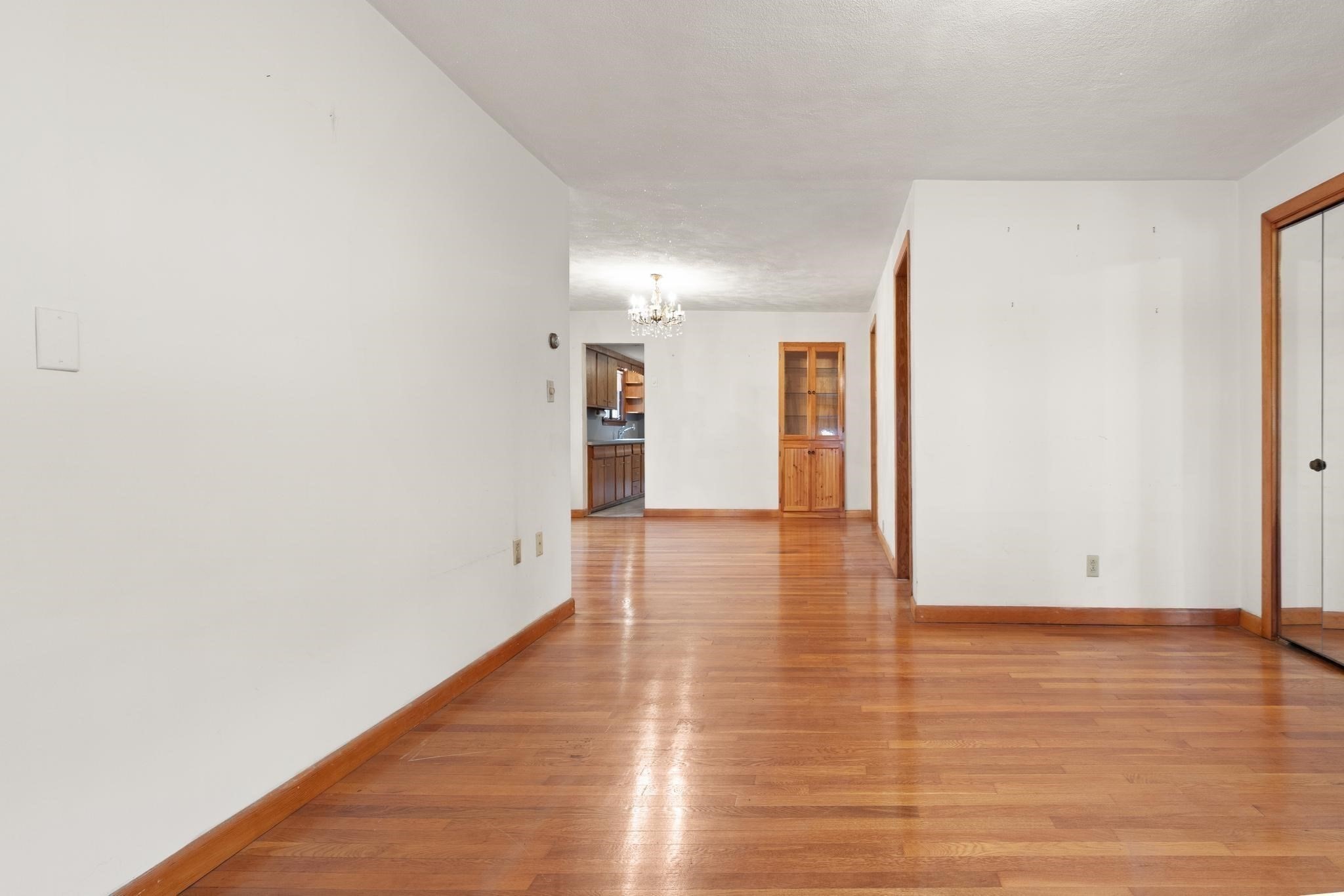 161 Park St Property Photo 8