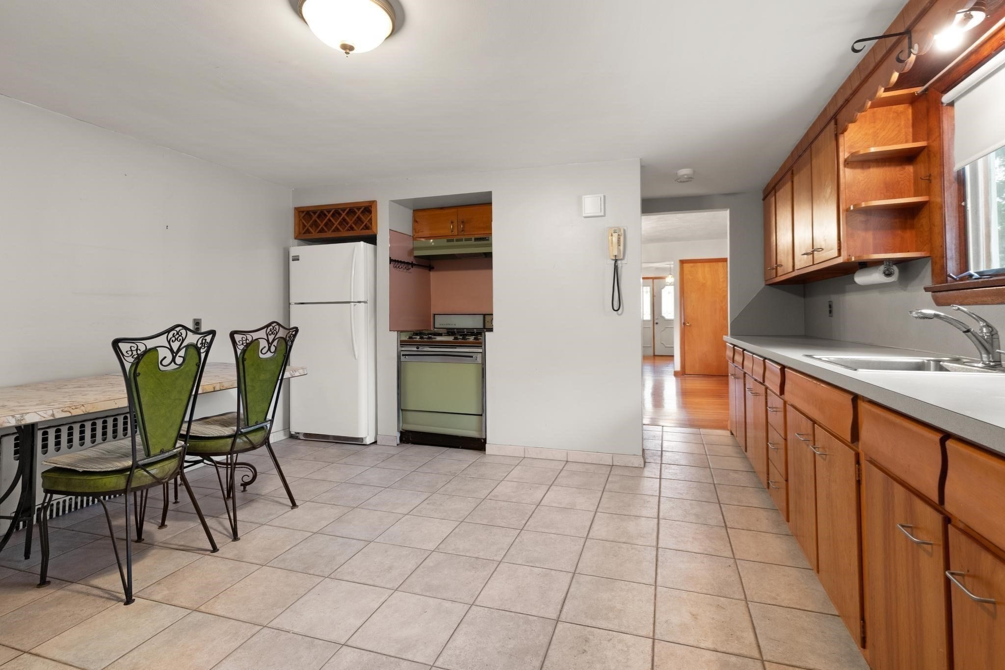 161 Park St Property Photo 11
