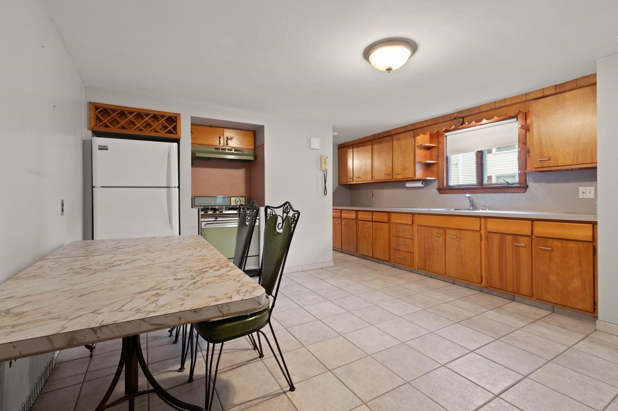 161 Park St Property Photo 12