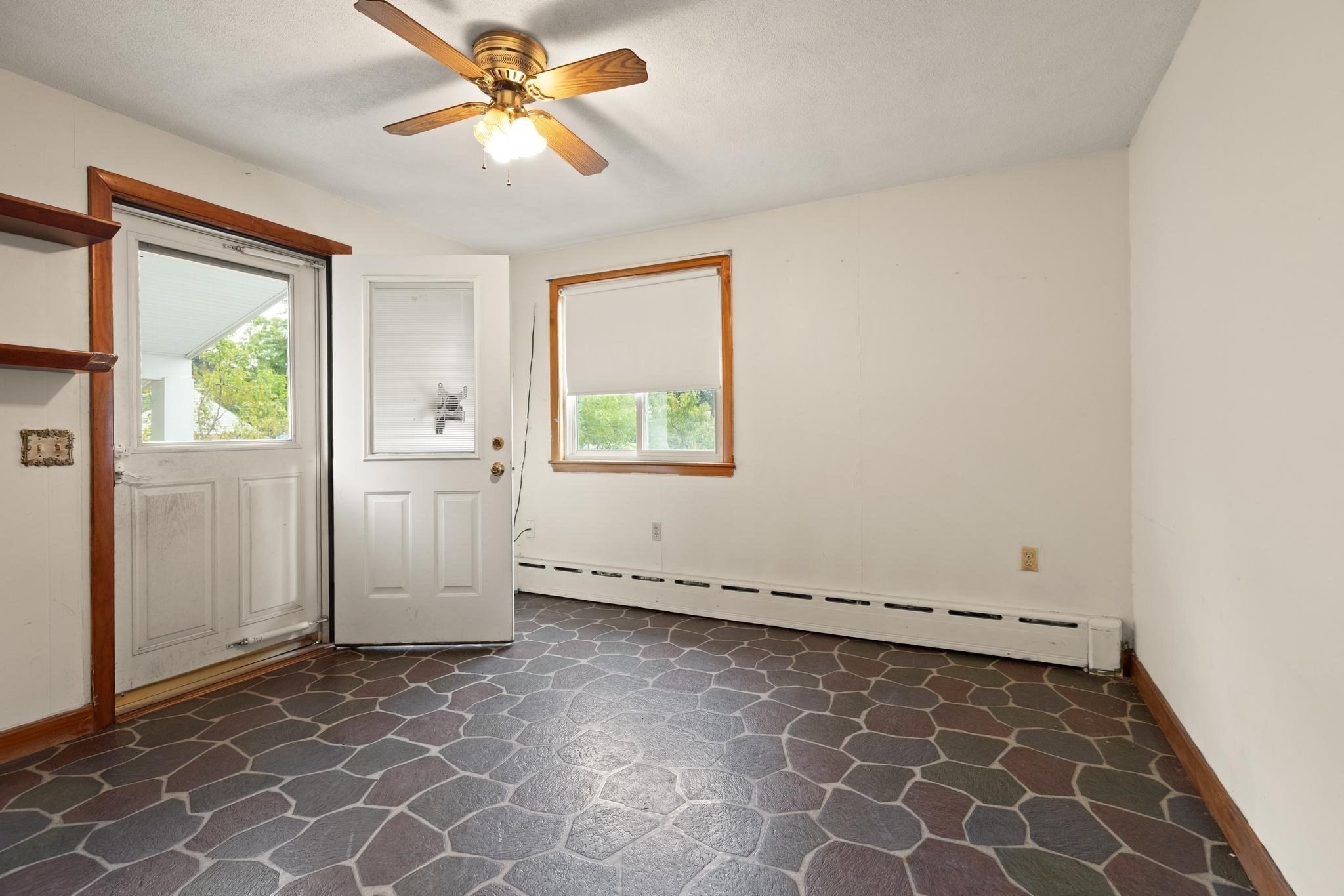 161 Park St Property Photo 34