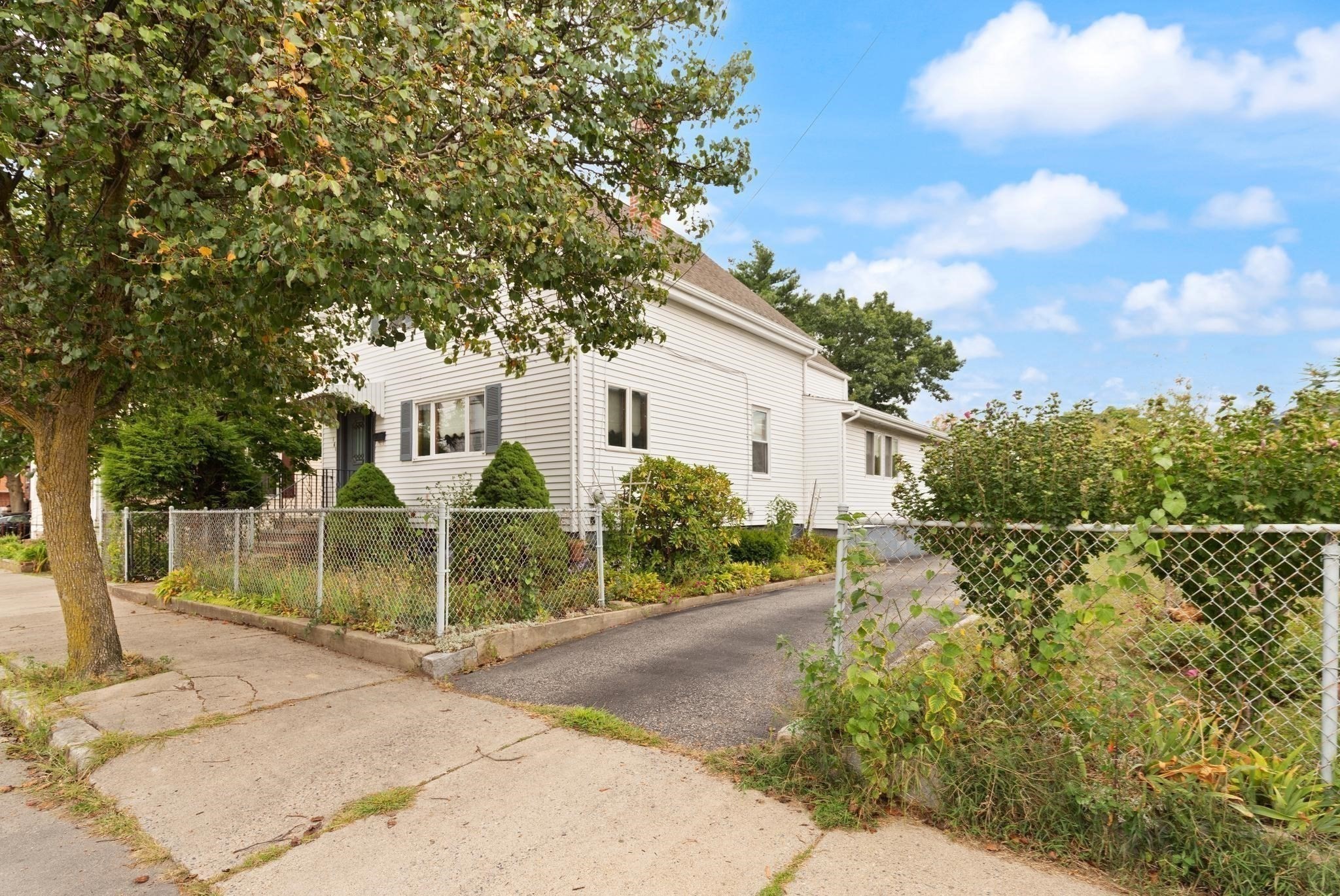 161 Park St Property Photo 40
