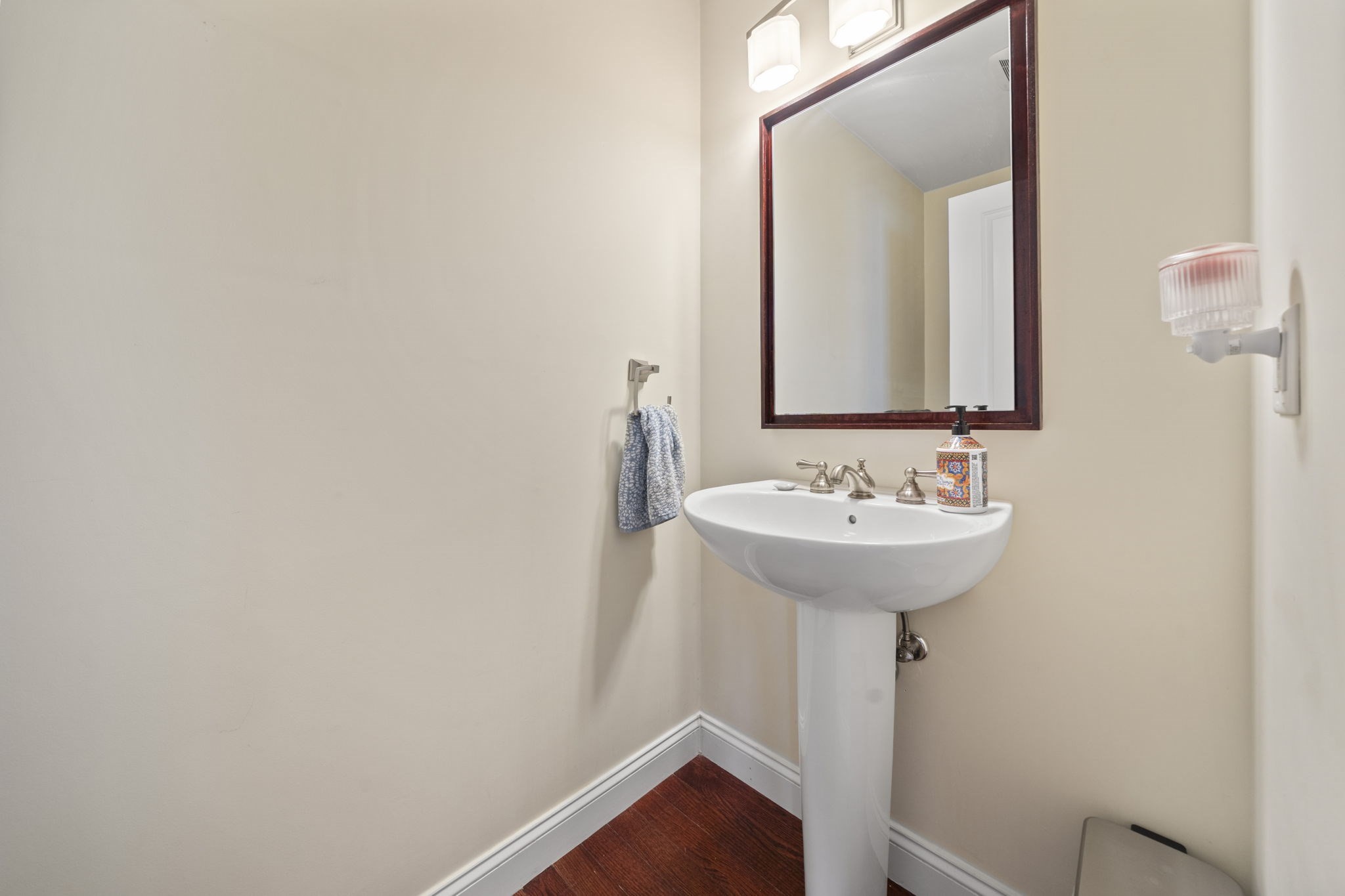 580 Quarry St # 9 Property Photo 8