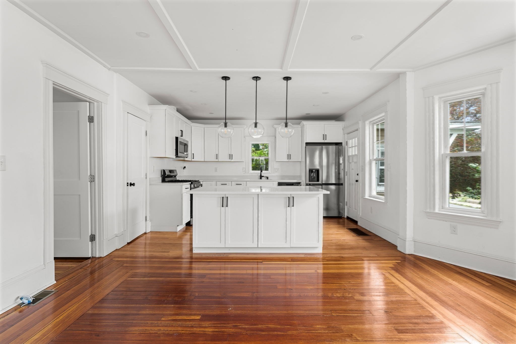 174 Warwick St Property Photo 3