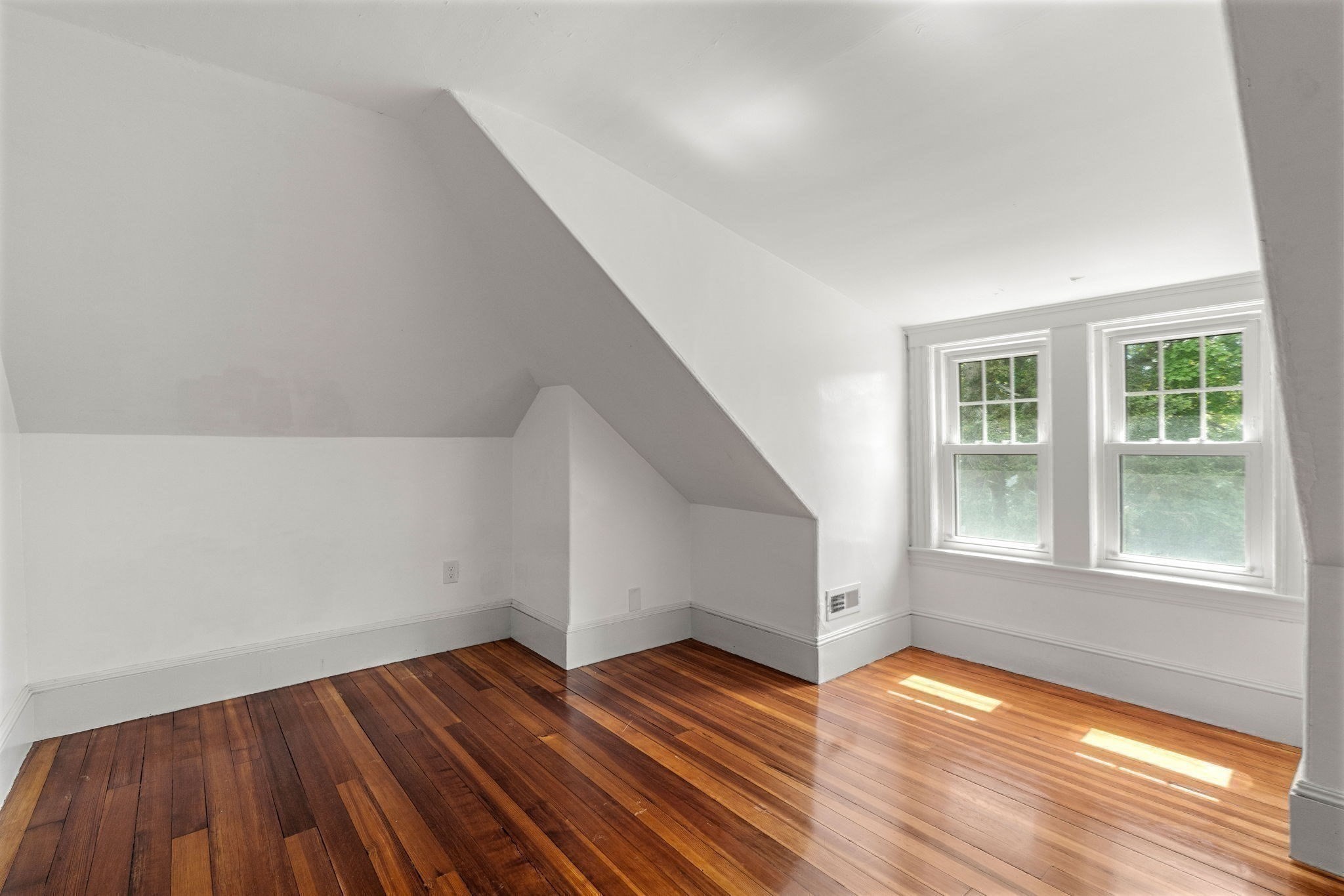 174 Warwick St Property Photo 20