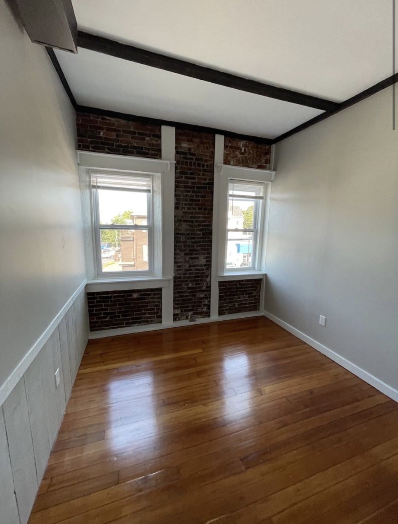85-89 Cabot St # 5 Property Photo 5