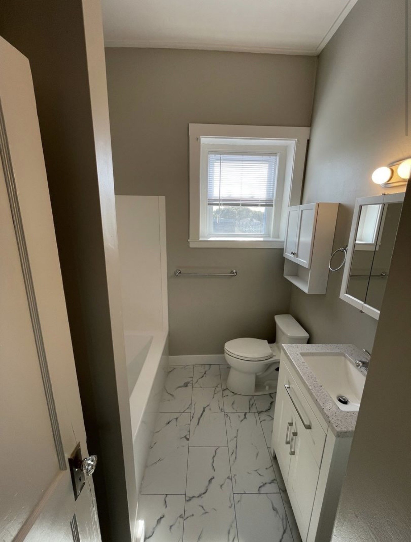 85-89 Cabot St # 5 Property Photo 7