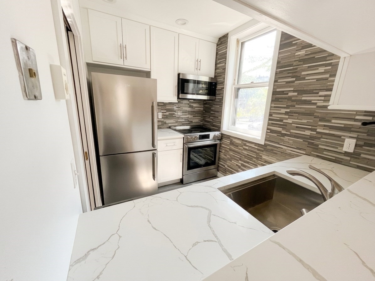 24 Dartmouth # 2 Property Photo 17