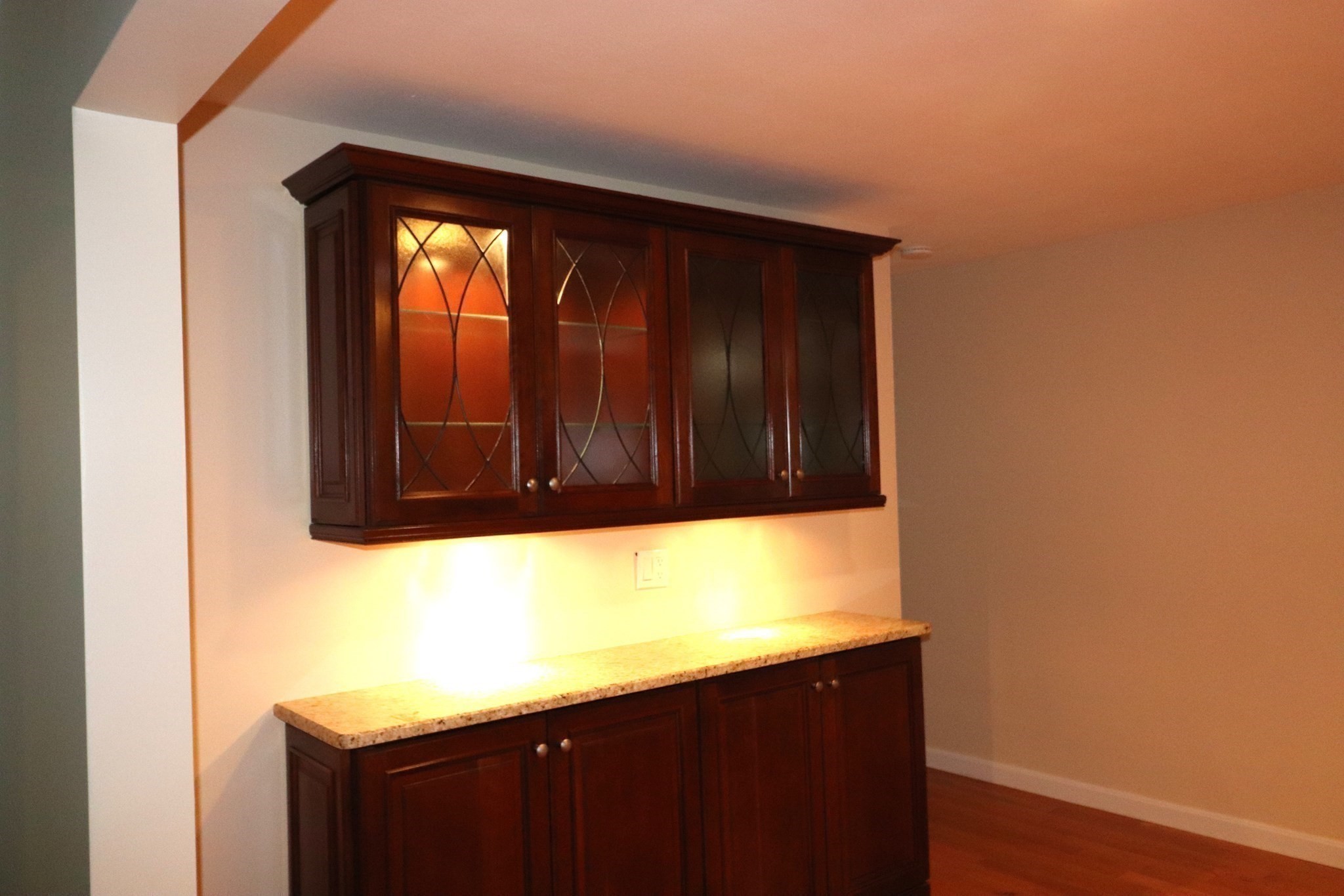 146 Walnut St Property Photo 8