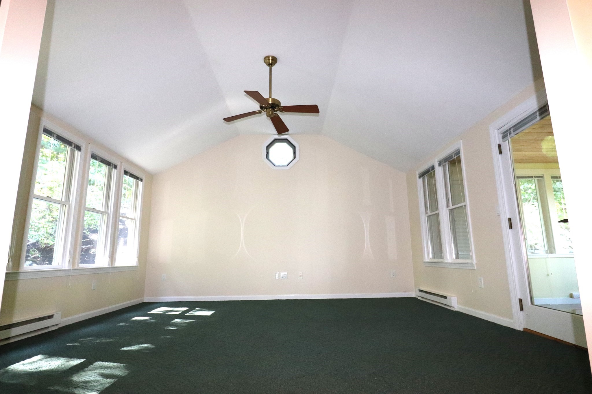 146 Walnut St Property Photo 9