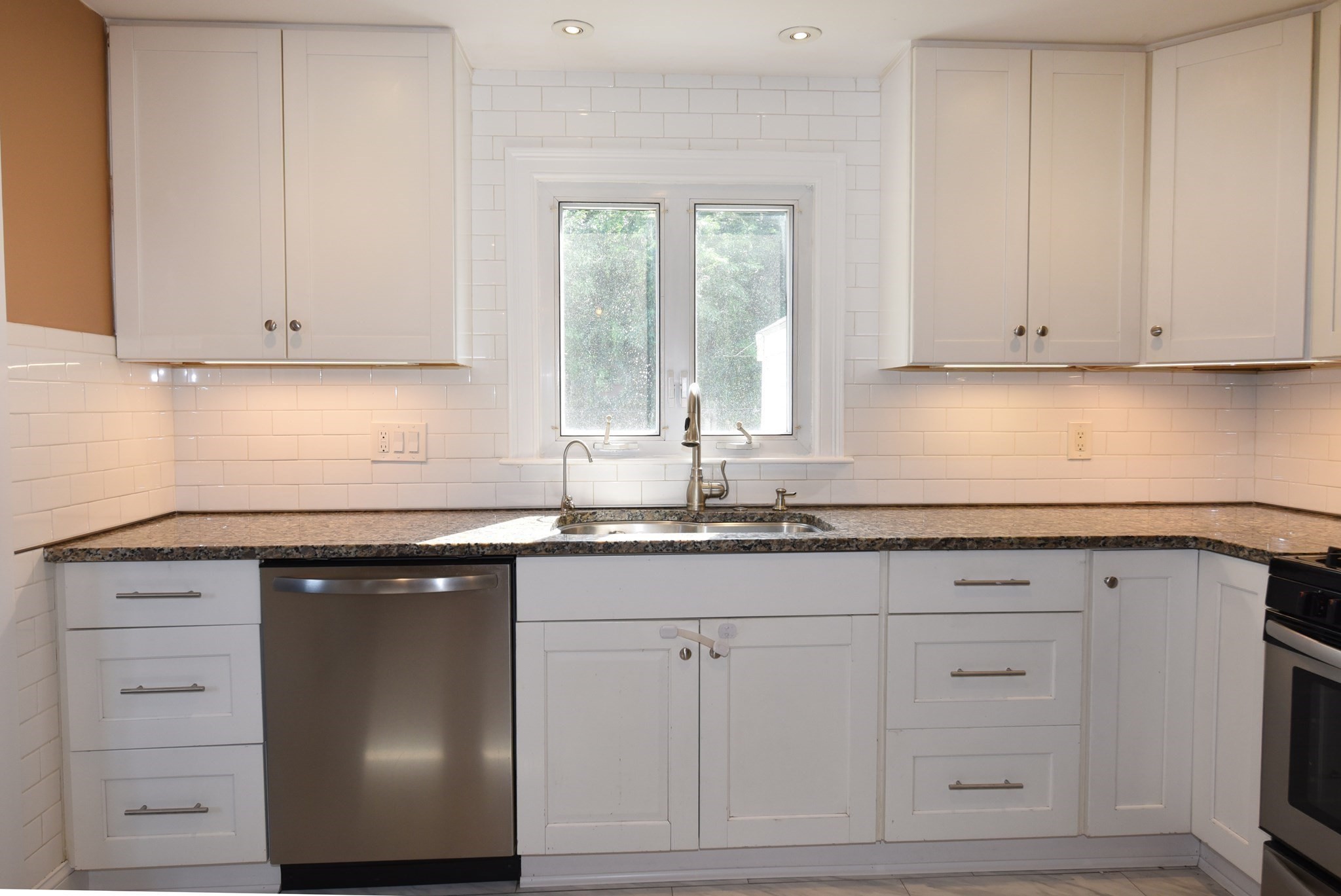18 Gould Rd Property Photo 8