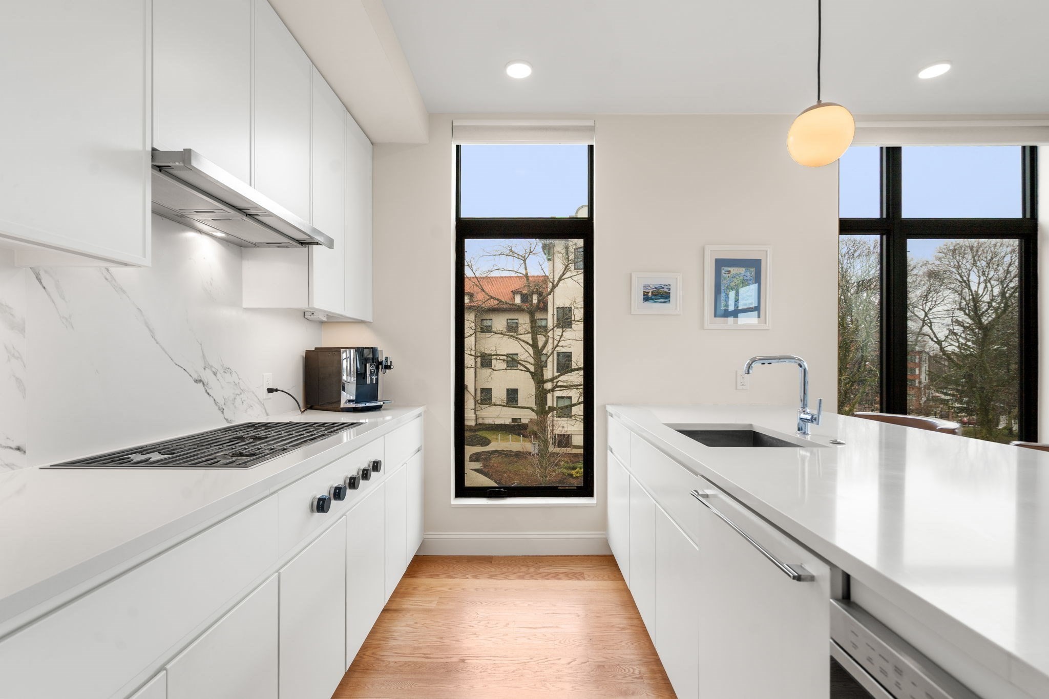 191 Washington Street # 518 Property Photo 4