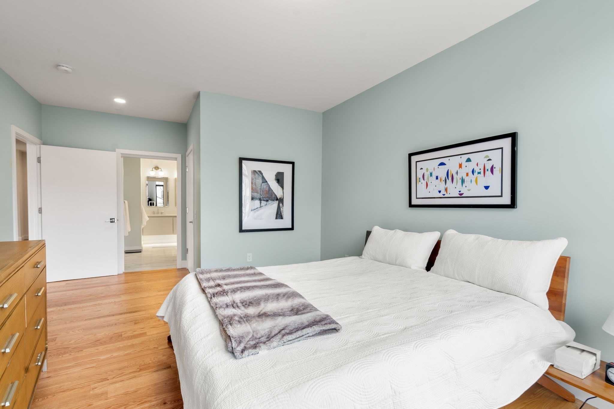 191 Washington Street # 518 Property Photo 8