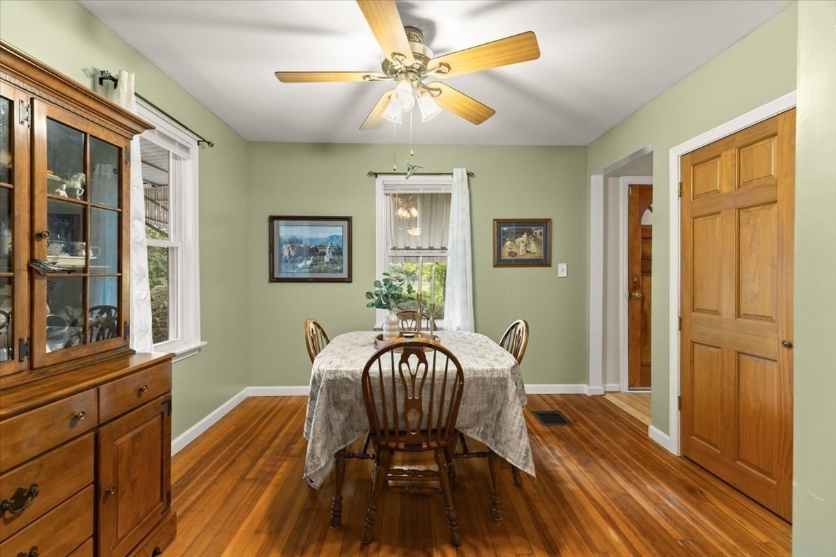 48 Davis St Property Photo 17