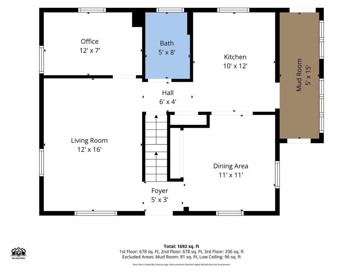48 Davis St Property Photo 39