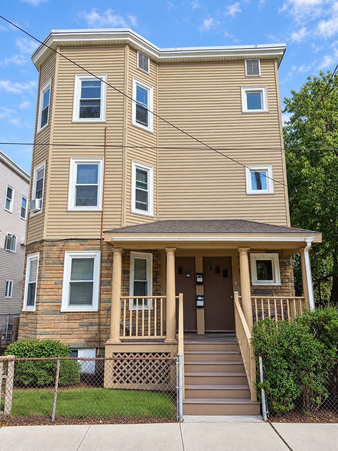 361 Washington Street # 3 Property Photo 1