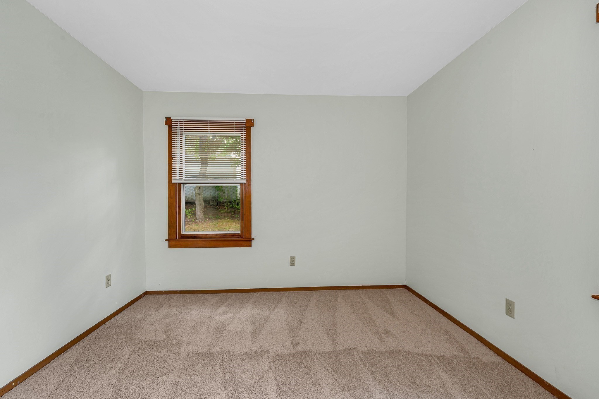 122 Fetherston Ave Property Photo 19