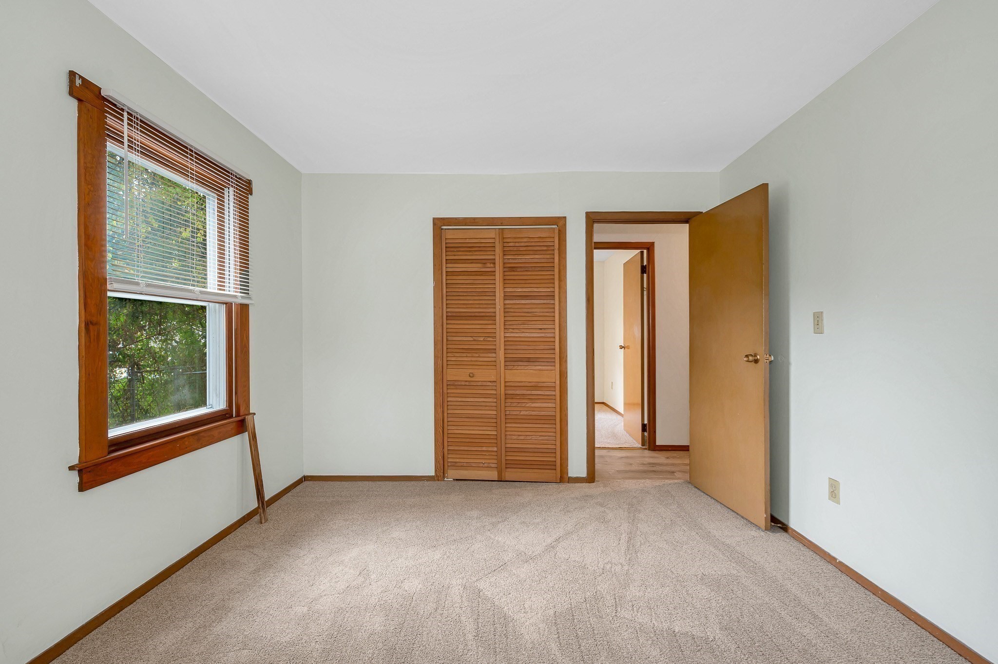 122 Fetherston Ave Property Photo 20
