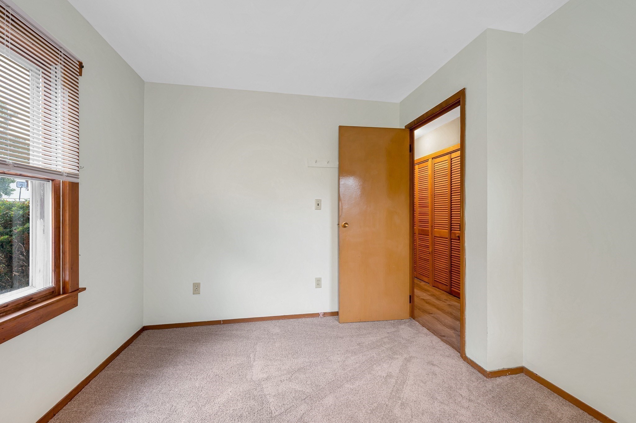 122 Fetherston Ave Property Photo 24