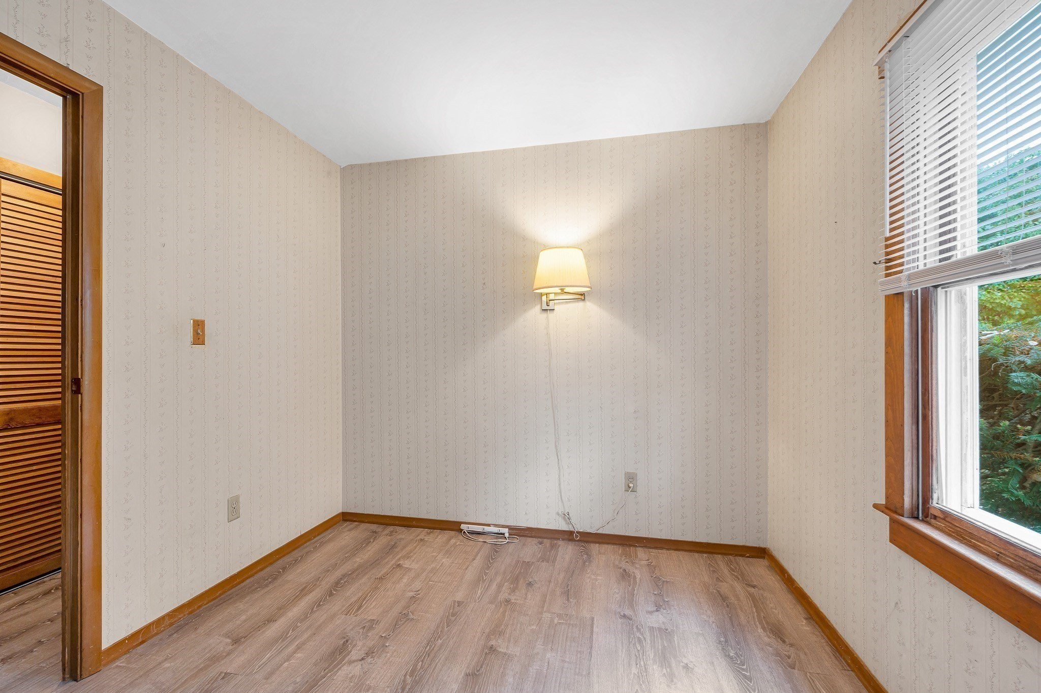 122 Fetherston Ave Property Photo 27