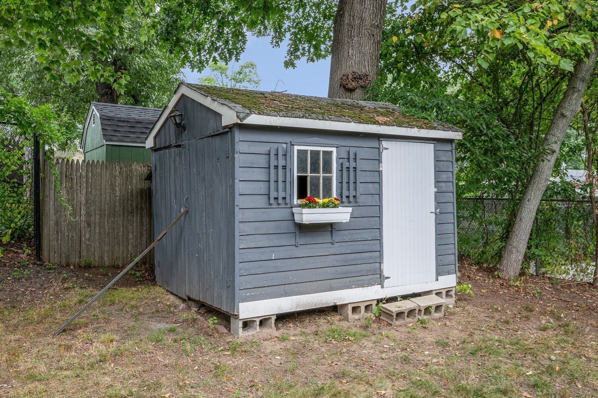 122 Fetherston Ave Property Photo 35