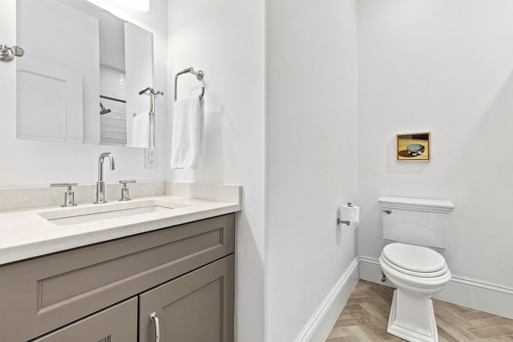 44 Rutland Sq # 2 Property Photo 11