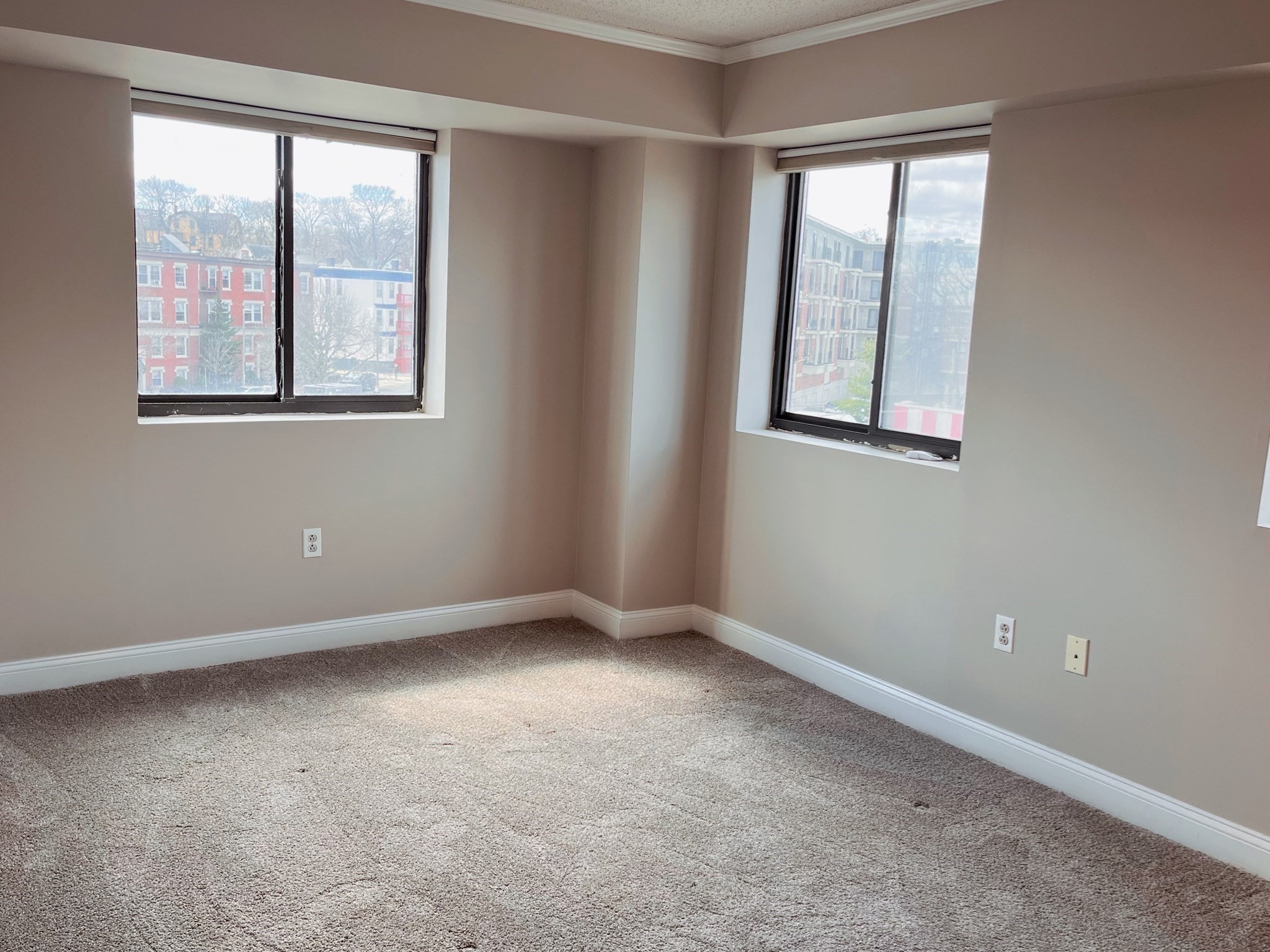 15 N Beacon St # 417 Property Photo 7