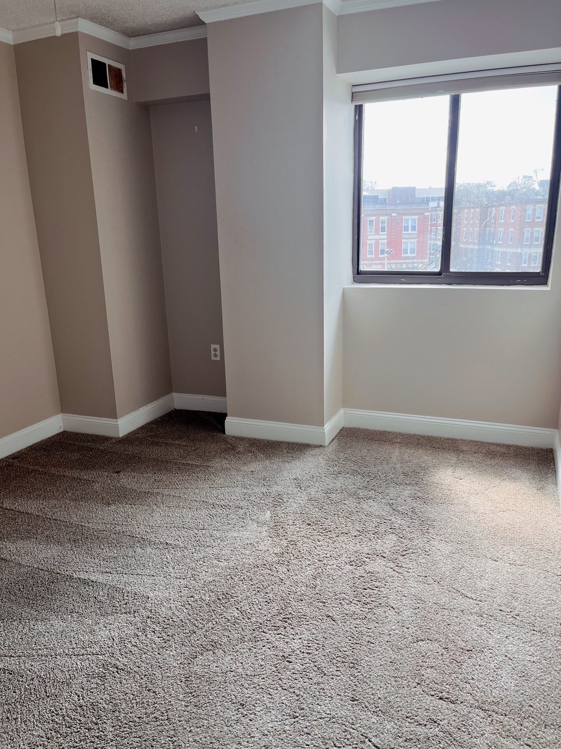 15 N Beacon St # 417 Property Photo 13