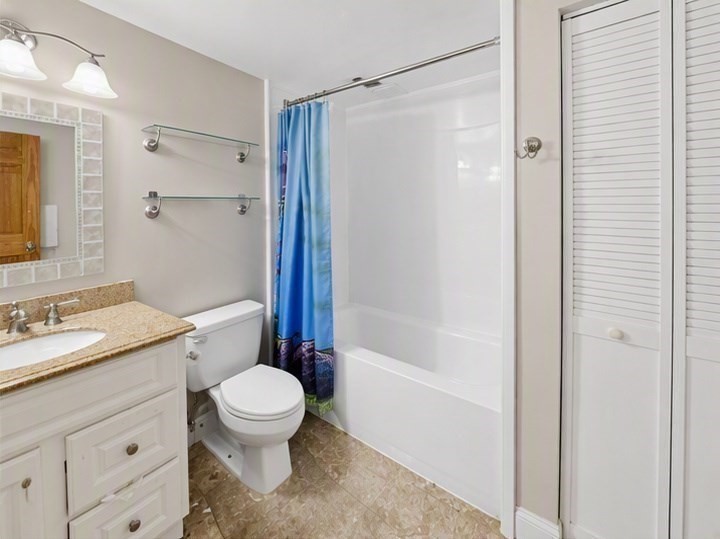 15 N Beacon St # 417 Property Photo 14