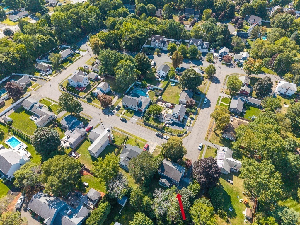 10 Donegal Circle Property Photo 2