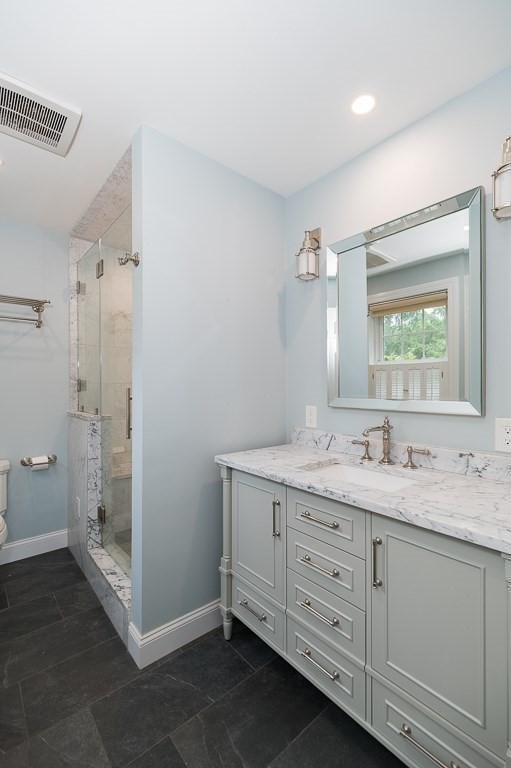 10 Donegal Circle Property Photo 13