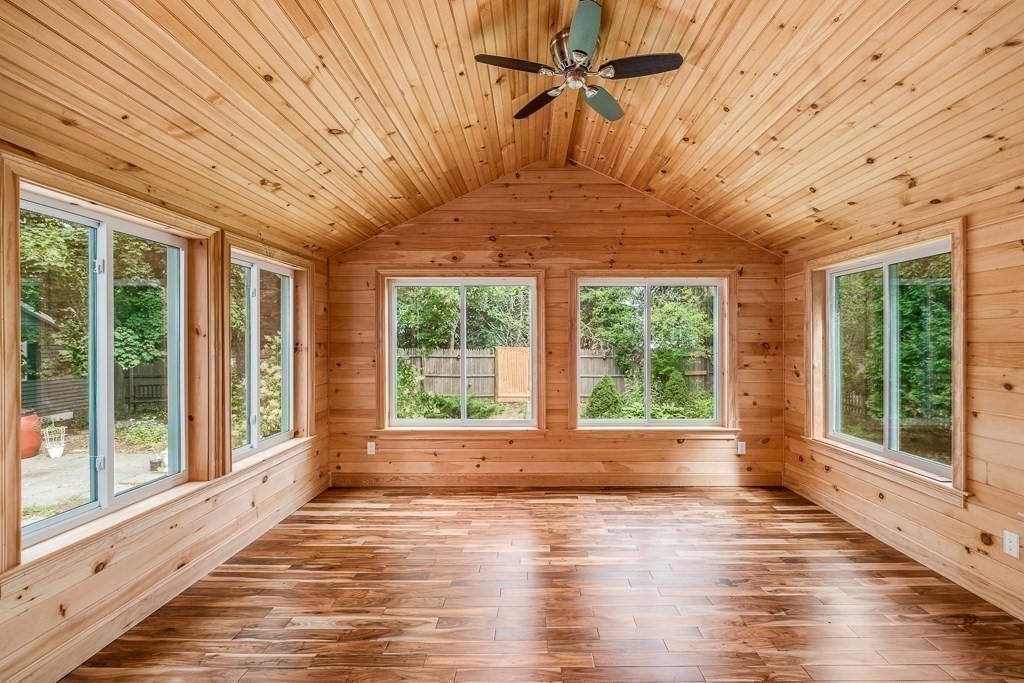 10 Donegal Circle Property Photo 19