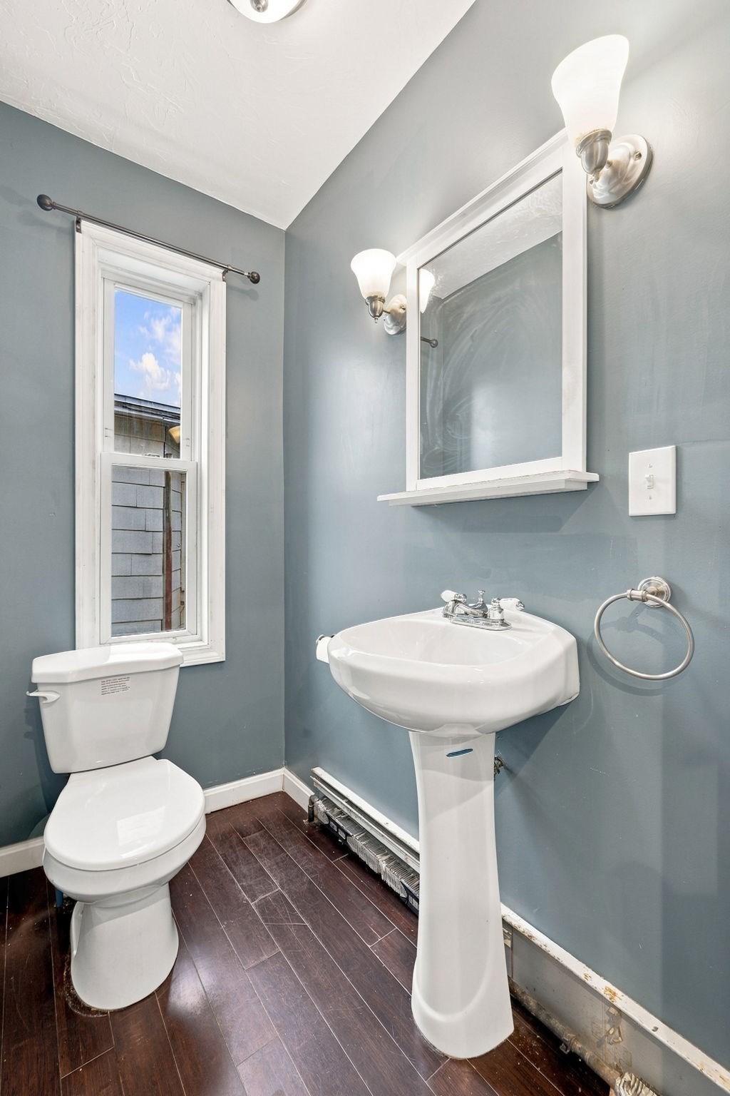 126 Payson St Property Photo 8