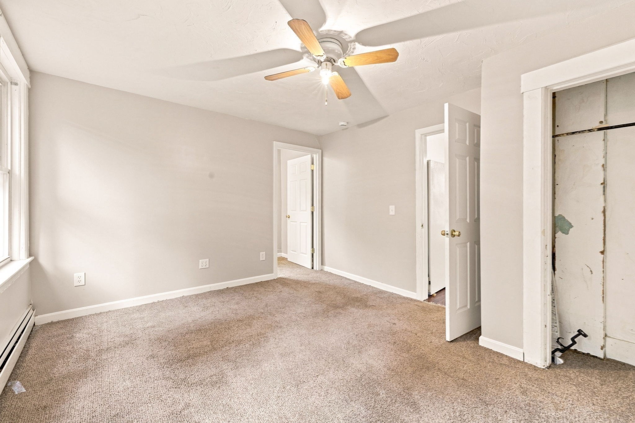 126 Payson St Property Photo 35