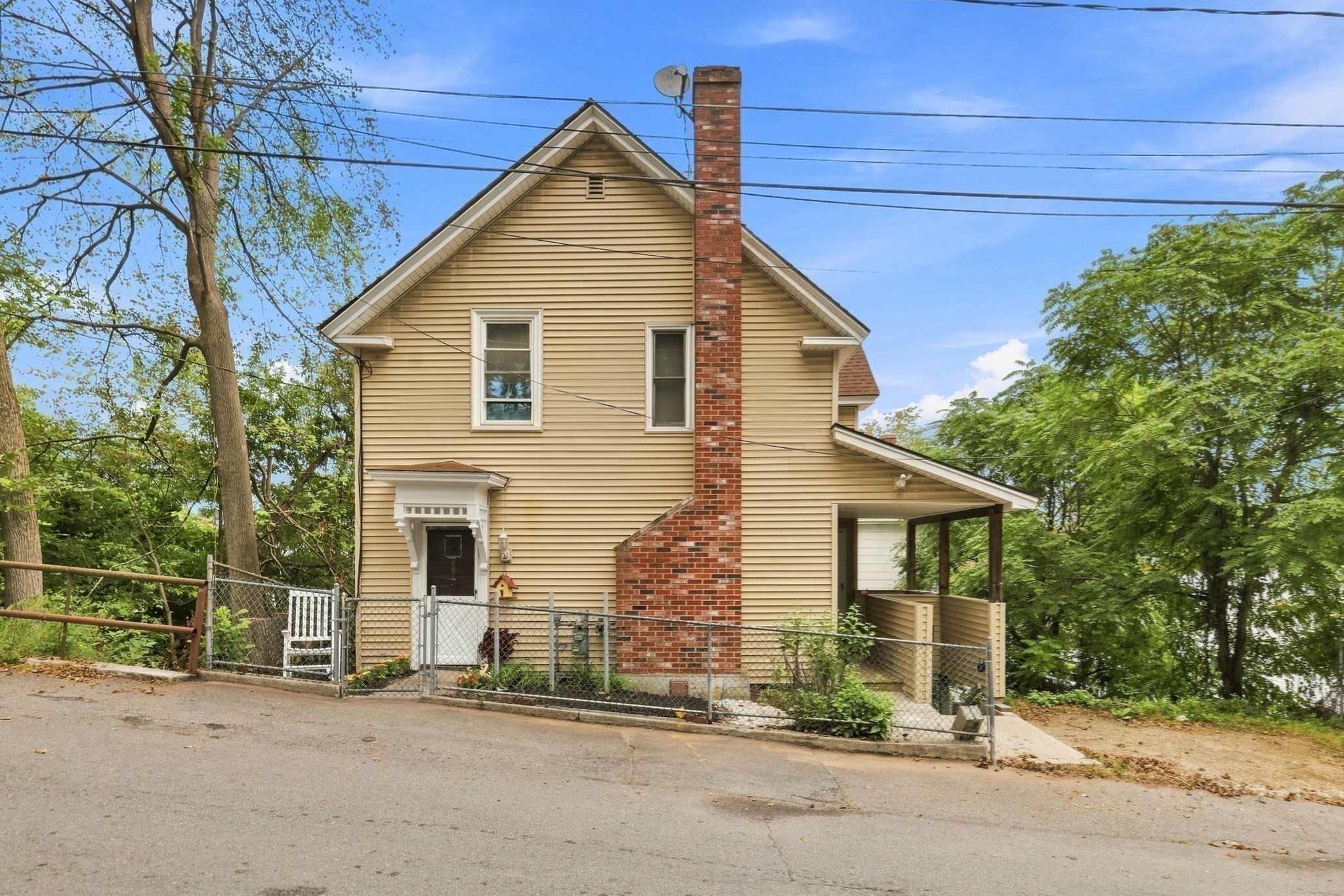 126 Payson St Property Photo 40