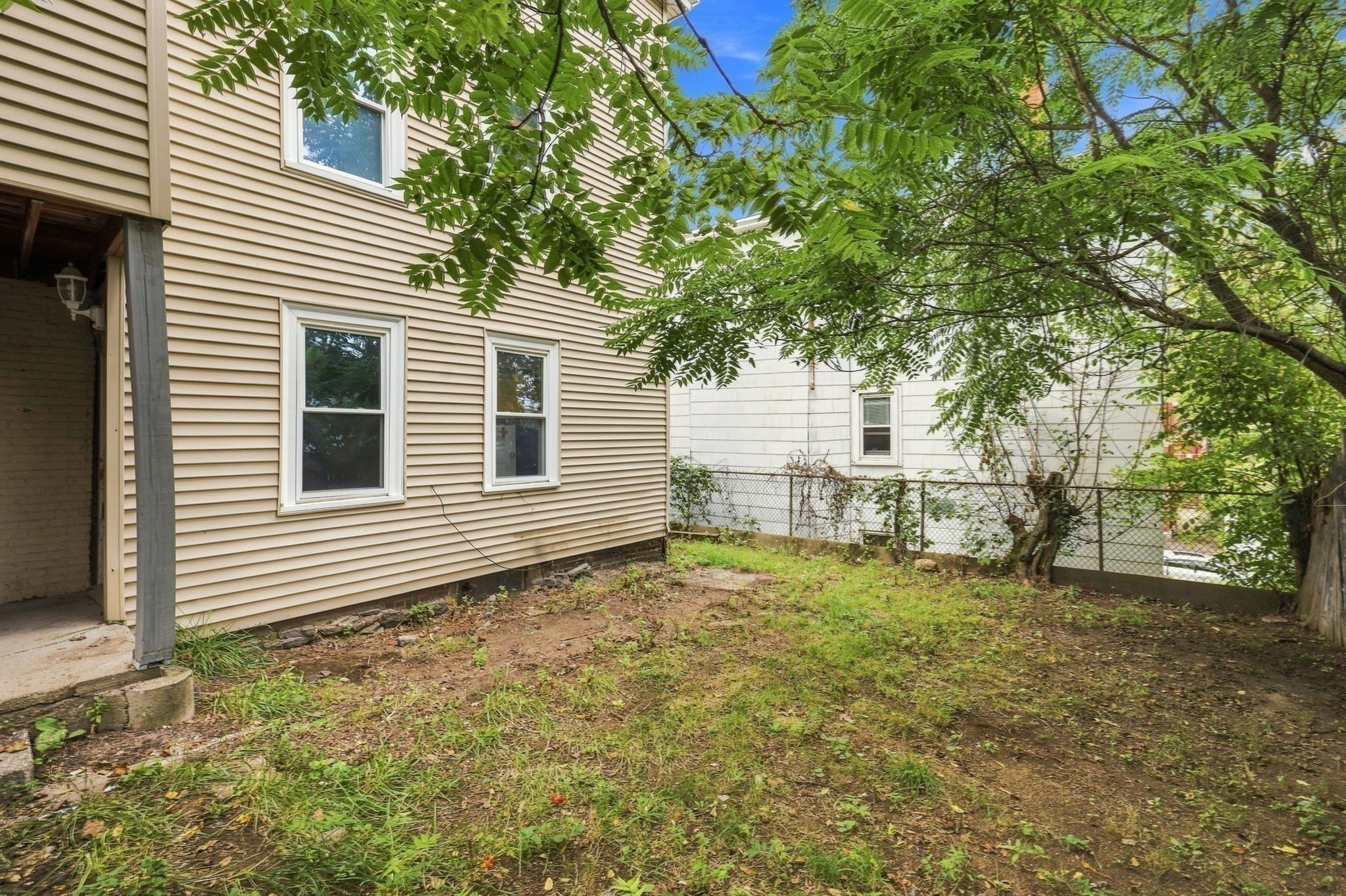 126 Payson St Property Photo 42