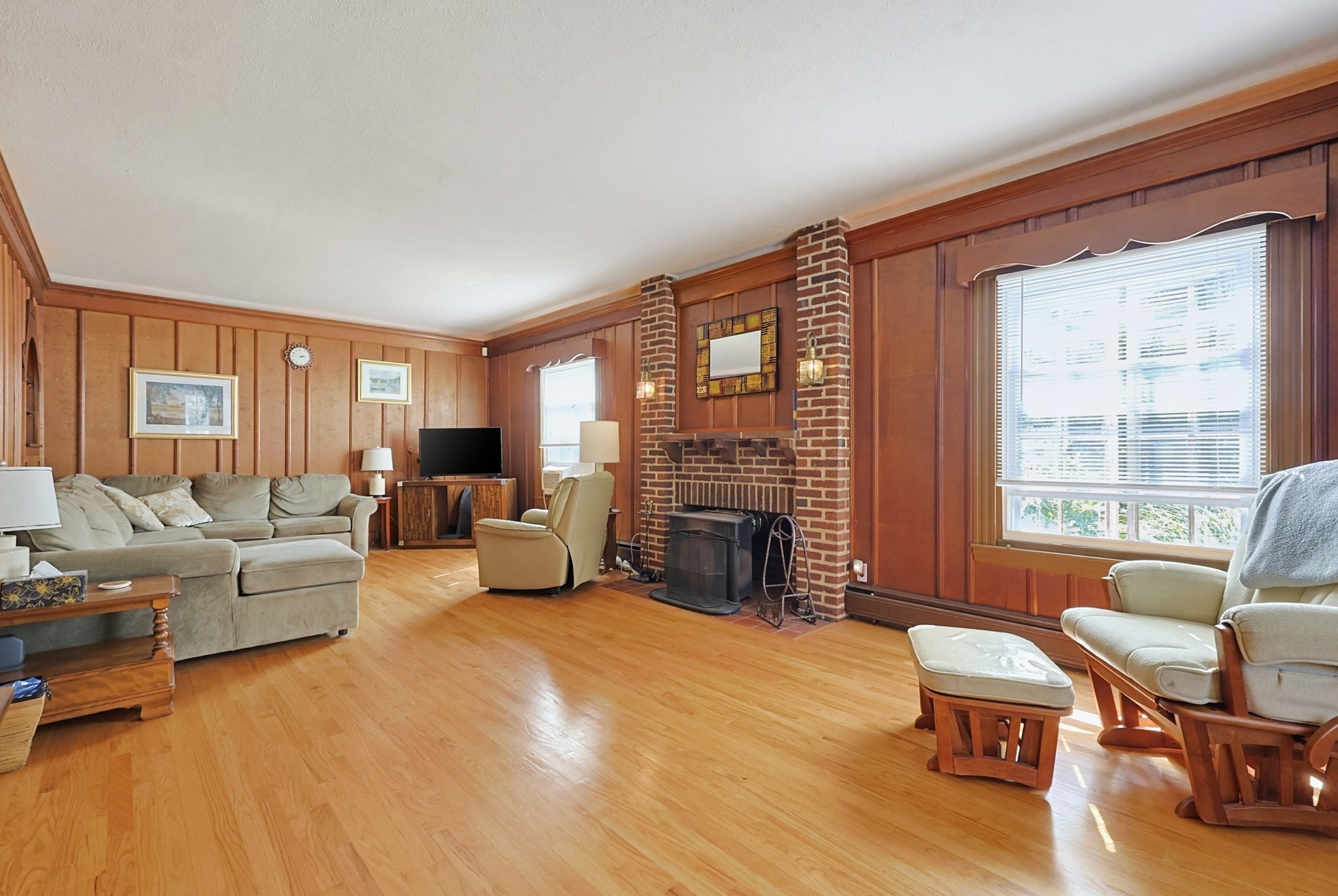 218 County St. Property Photo 5